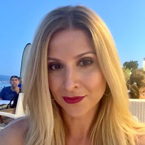 Meet your Posher, Marina